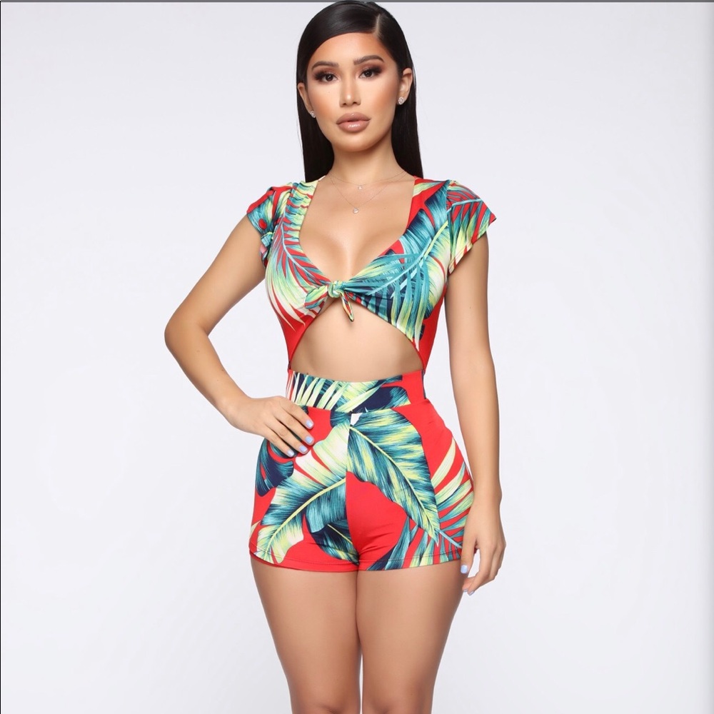 Romper - Picture 2 of 3